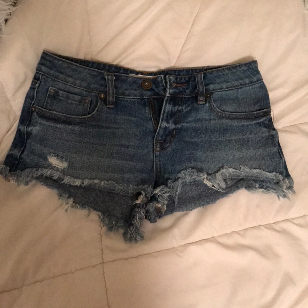 Bullhead jean shorts